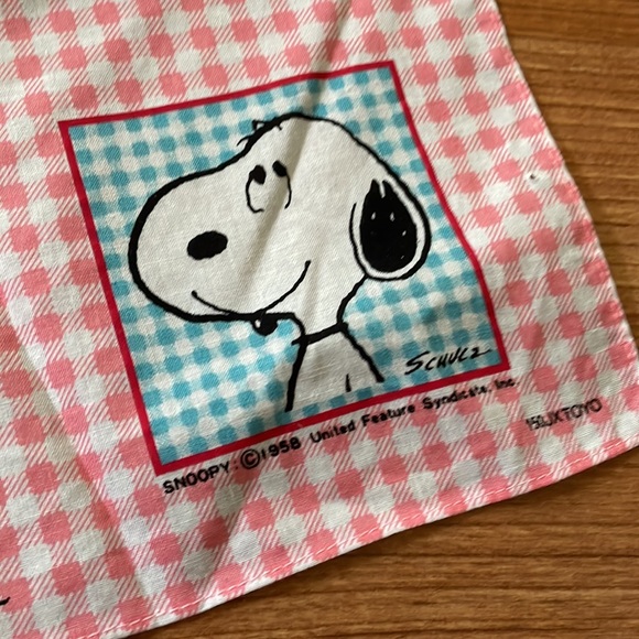 Vintage Snoopy / Charlie Brown Handkerchief lot -1965 - Picture 10 of 11